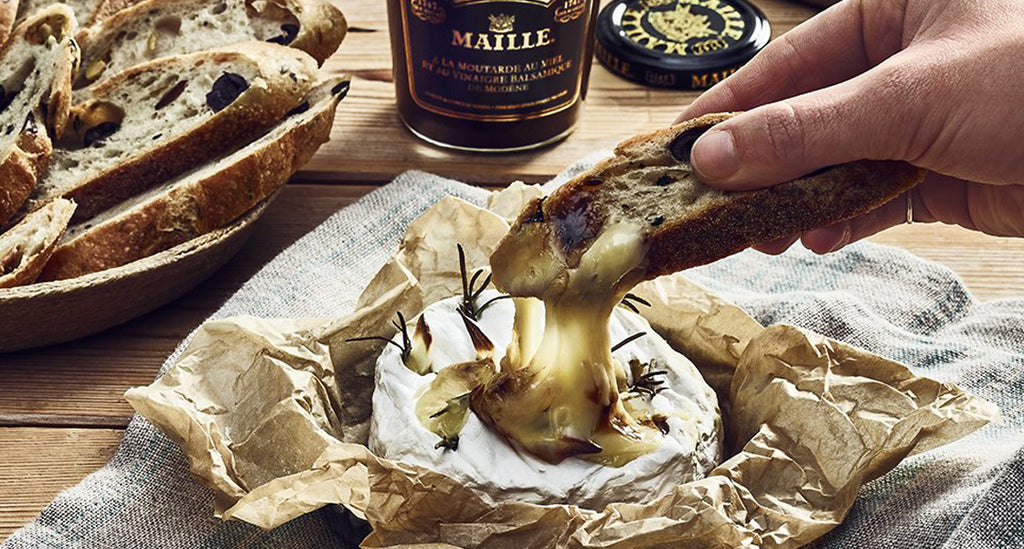Baked Camembert With Honey Mustard