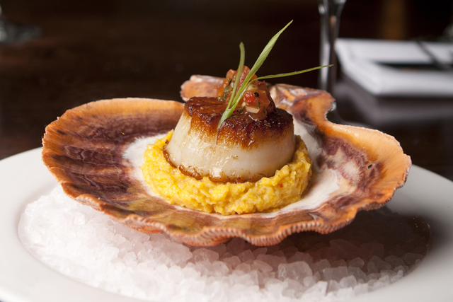 Risotto with scallops and mustard with Chardonnay White Wine and White Truffle from Alba