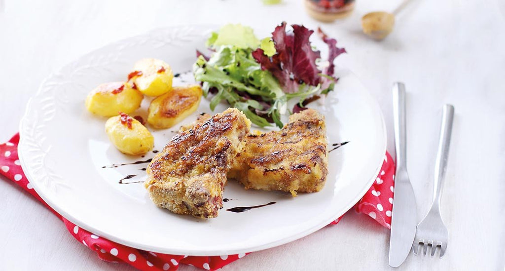 Crusted Lamb Chops with Potatoes and Mesclun Salad